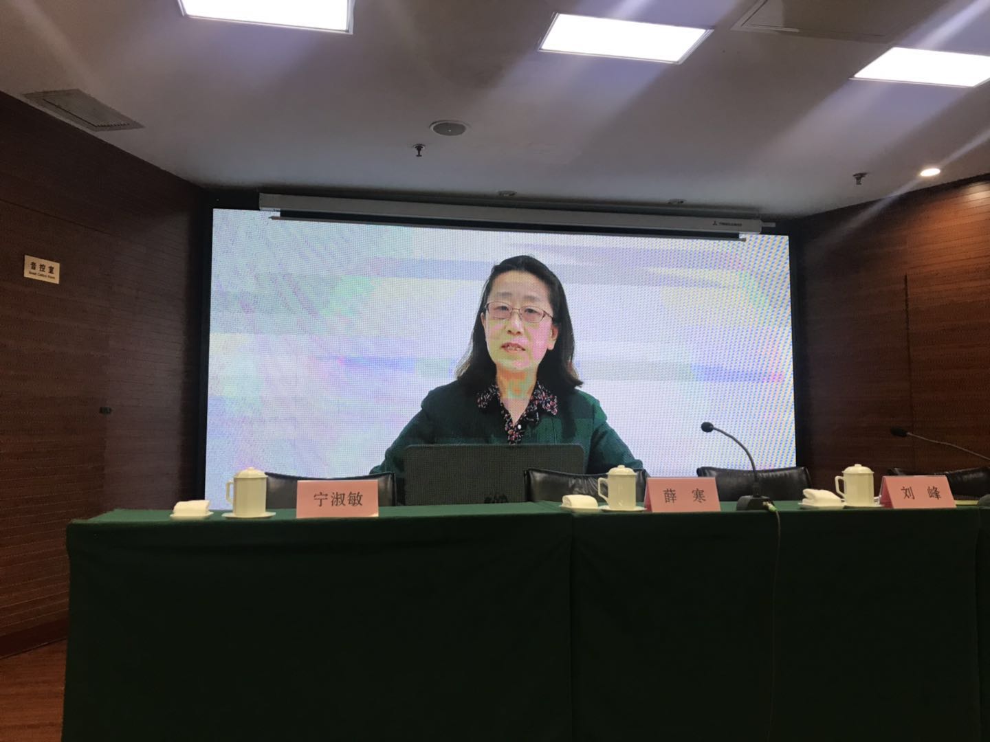 国产高清无密码一区二区三区