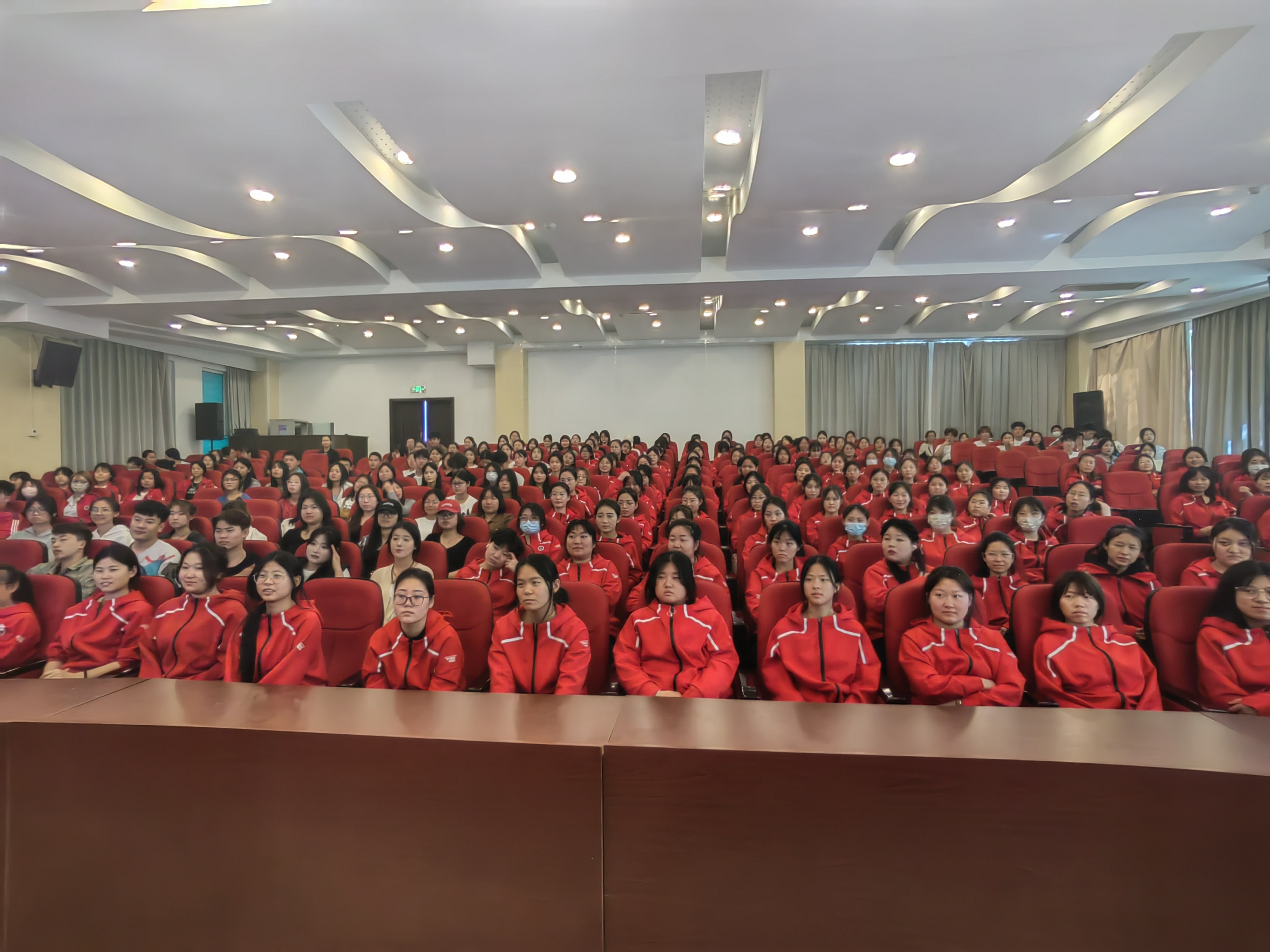 国产高清无密码一区二区三区